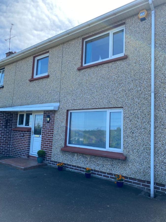 Sea House, Castlerock - Hosts 6, 3 Bedroom House Exteriör bild