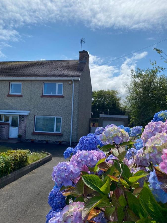 Sea House, Castlerock - Hosts 6, 3 Bedroom House Exteriör bild